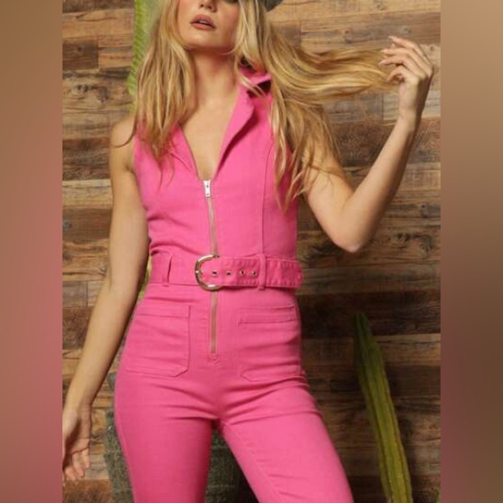 Pink Sleeveless Jumpsuit